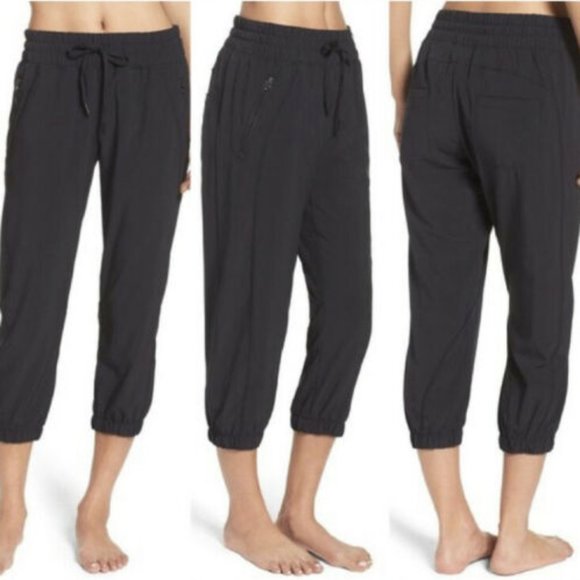 Zella capri joggers Clearance